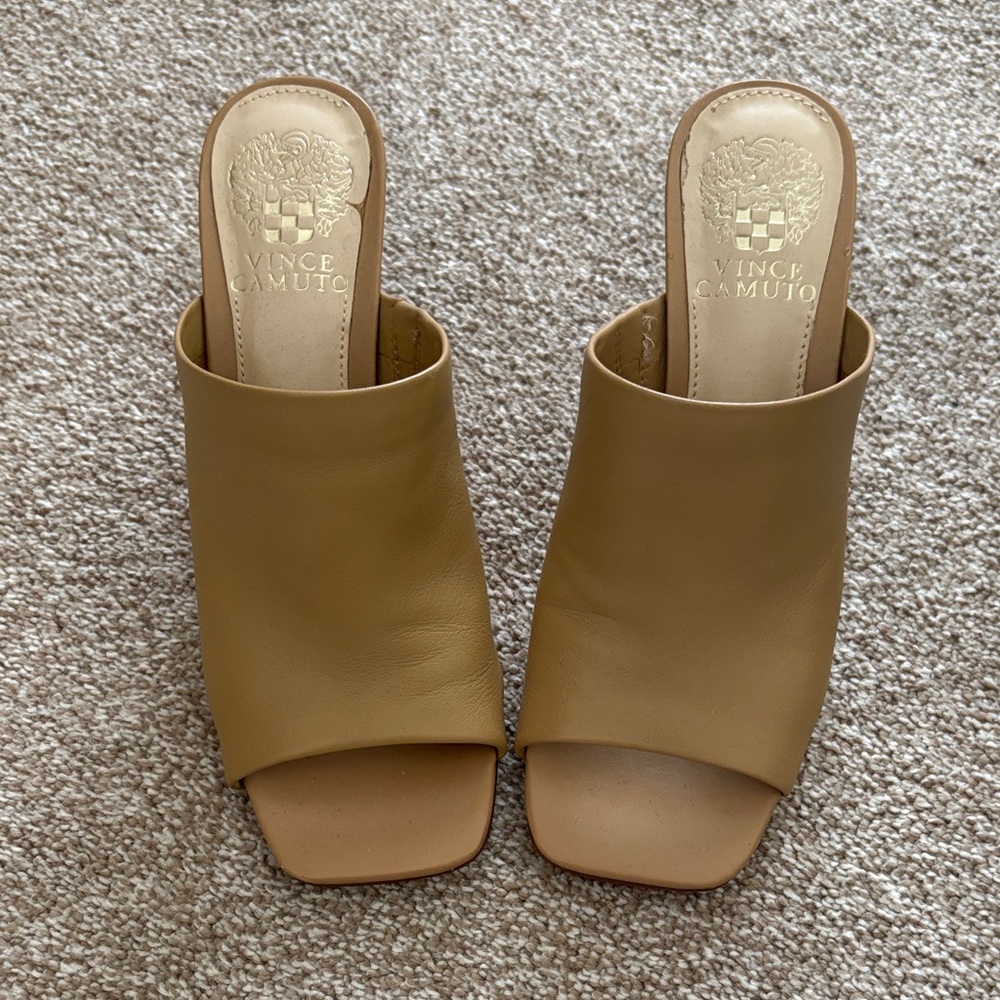 Vince Camuto tan summer heel nude size 6